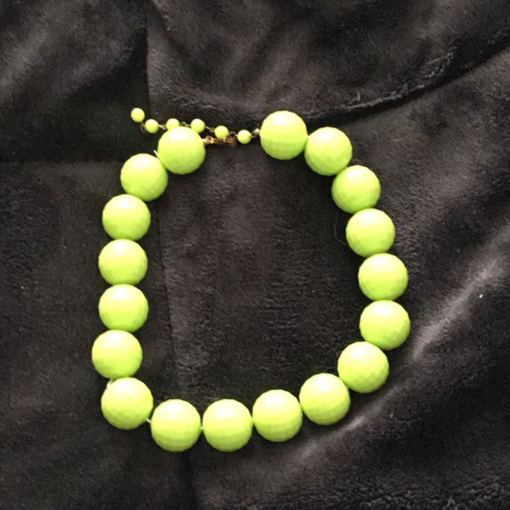 Vintage Lime Green beaded choker necklace